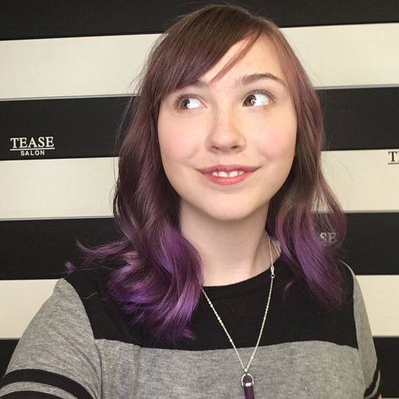 Meet your Posher, Kat - Picture 1 of 1